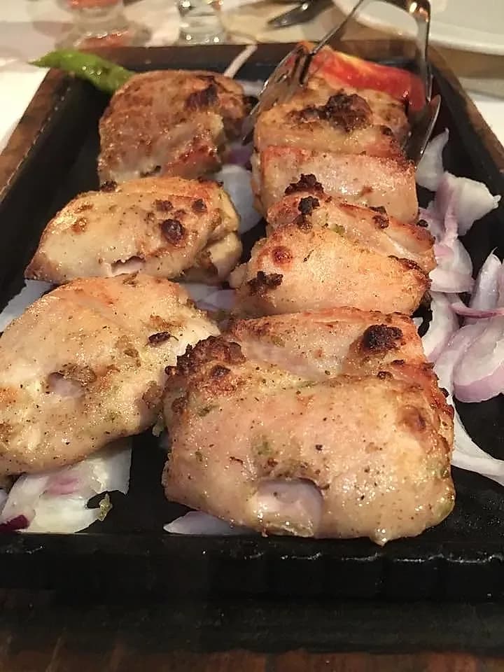 Restaurant dishes packaged for online ordering