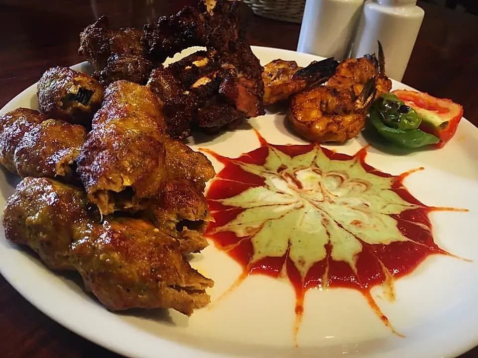 Restaurant dishes packaged for online ordering